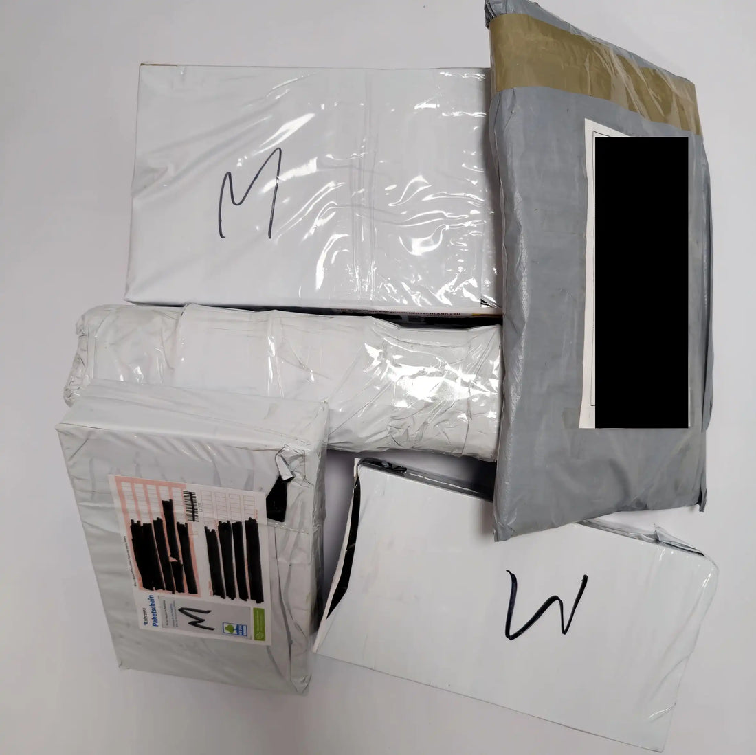 Secret Packs  Mystery Packs  Amazon, DHL, usw. Retouren